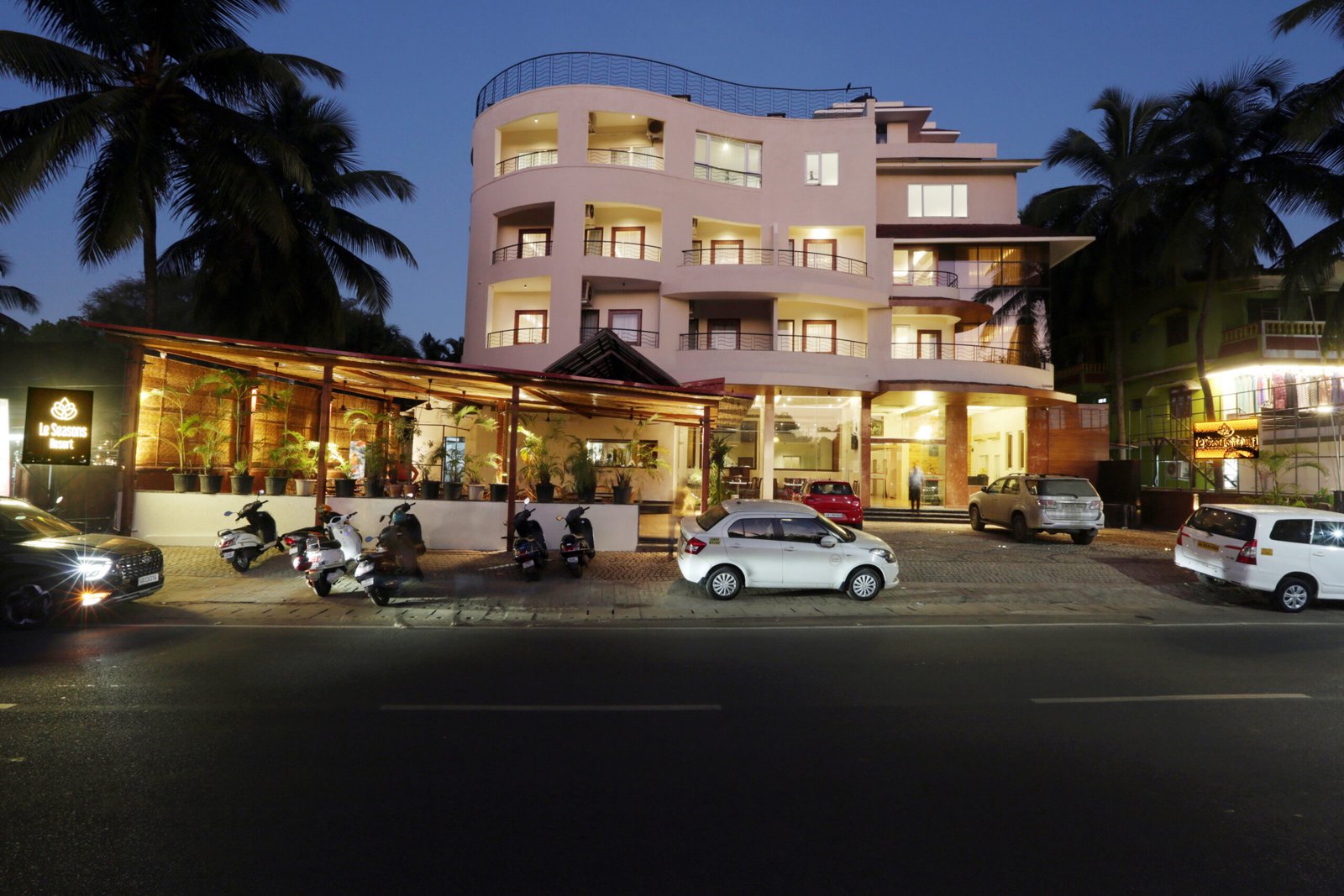 Read more about the article Hotel EXTERIOR